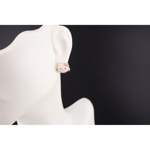 Fashion Jewelry Women's 14k Gold Sanrio Hello Kitty Face Enamel Stud Earrings